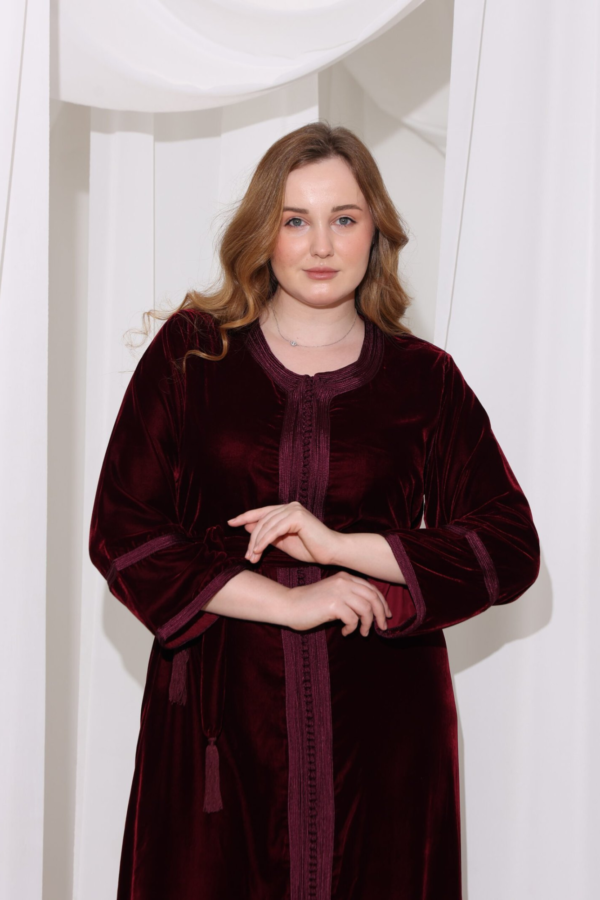 Dark Red Velvet Kaftan - Image 4