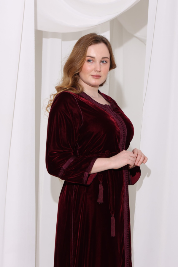 Dark Red Velvet Kaftan - Image 5