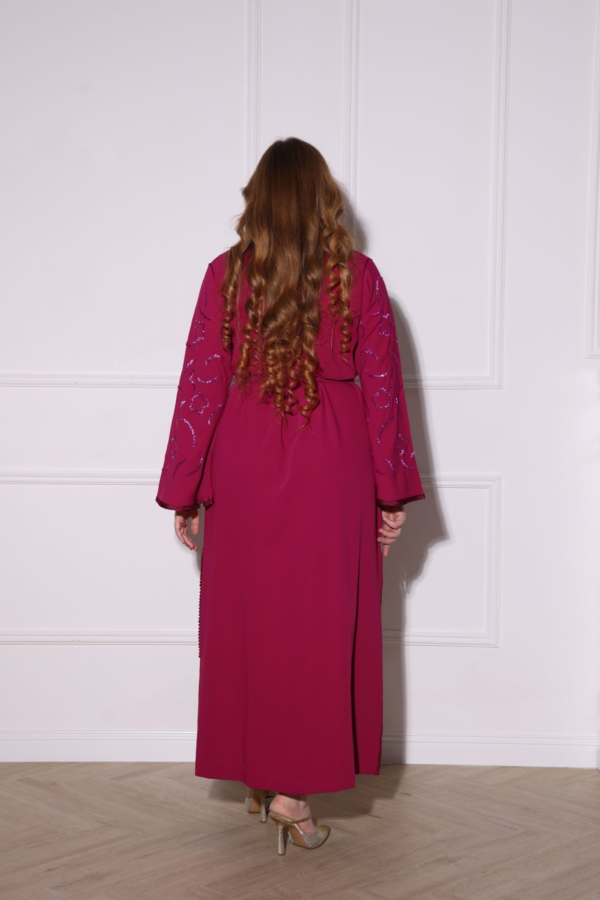 ⁦Dark Pink Barbie Kaftan⁩ - الصورة ⁦4⁩